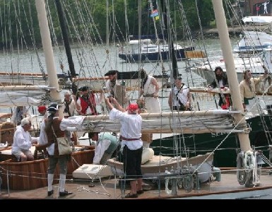 Blackbeard's ship pulls up