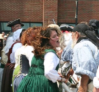 Blackbeard's pirates' wives - with frying pans