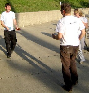 Scavenger Hunter's goal: a bottle