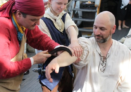 Amputation Knife Use 1