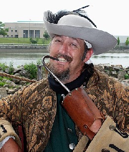 Shannon picking his teeth