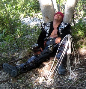 Spike el Pirata tired out