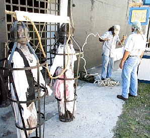 Deadeye and Captain Jim Sort Out the Rope