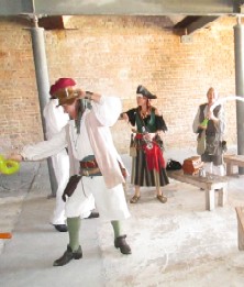 Kids Swordfighting With Chrispy 3