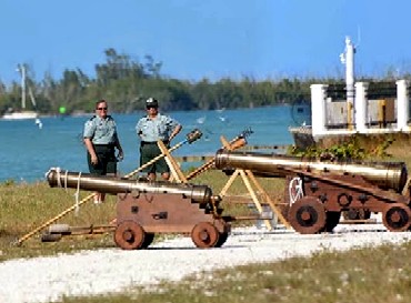 Park Folks With the Cannons