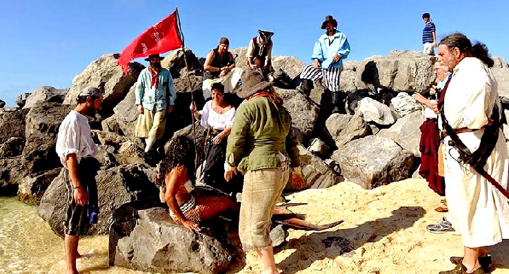 Everyone Surrounding Pearl the Mermaid