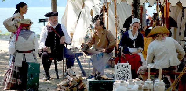 Crowd at Chole Black's Coffee Hosue