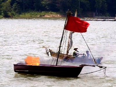 A boat catches fire Paynetown 2009