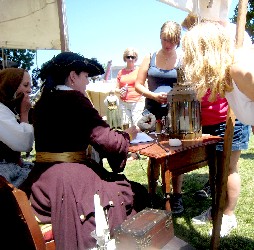 Mary Diamond teaching writing