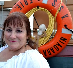 Lob with Becci Rollhaus