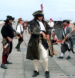 The Viceroy gets his stuff returned 3.