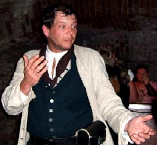 Edward losing his hat