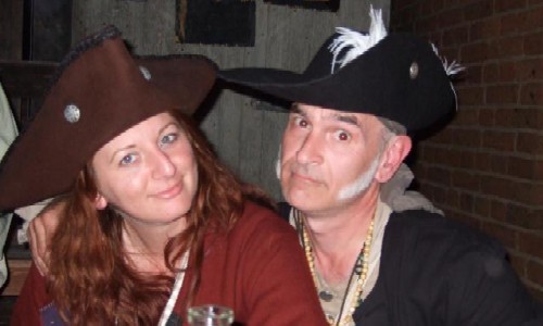 Stynky and Jessi in M.A. d'Dogge's hat