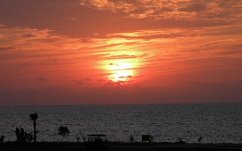 Fort Taylor Beach sunset