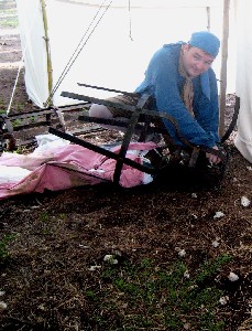 Mission assembling cage