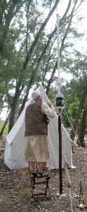 DB erecting his tent sail 3