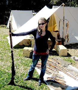 Birg with a large musket