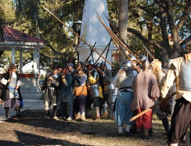 Pikesmen clashing messily