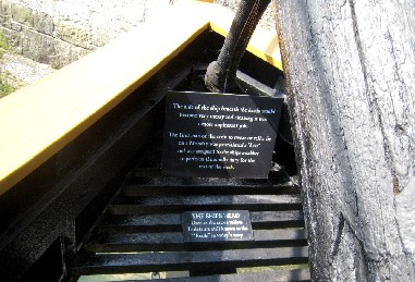 Golden Hinde Head Fore