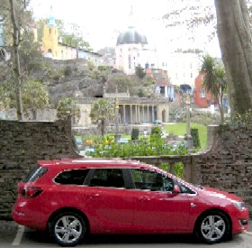 Wondercar at Portmeirion